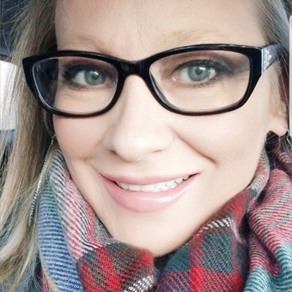 Meet your Posher, Mary - Picture 7 of 14